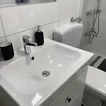 Apartman 3 - 20 Km Dus Airport/messe *
