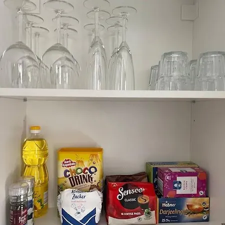 3 - 20 Km Dus Airport/messe *